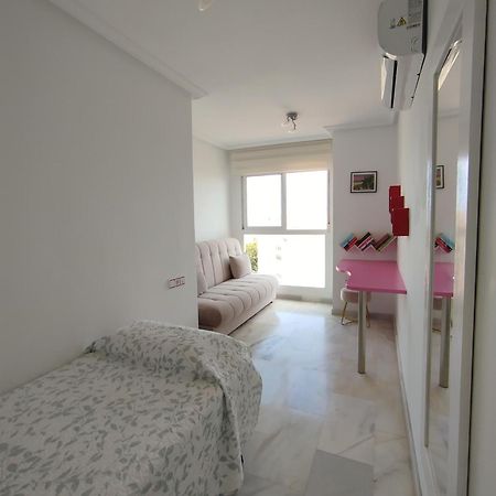 Appartamento Atico Duplex Con Vistas Al Mar. Dos Plazas De Garaje Torremolinos Esterno foto